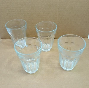 Juego de 4 vasos transparentes PALAKS 6 OZ 4" de alto 10 paneles - Imagen 1 de 6