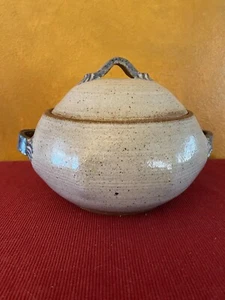 Vintage Glazed Handmade Stoneware 2 Qt. Soup Tureen / Casserole Blue Accents - Picture 1 of 8