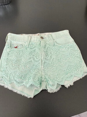 HOLLISTER PALE MINT GREEN COTTON DENIM LACE COTTON SHORTS SIZE 00 WAIST 23 XS - Image 1 of 4