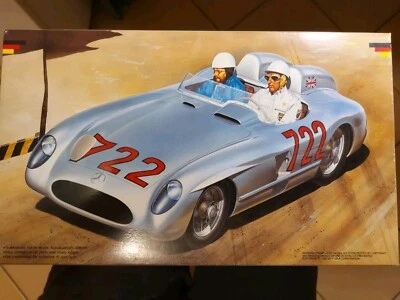 Mercedes SLR 300 MILLE MIGLIA Fujimi 124 - Immagine 1 di 4