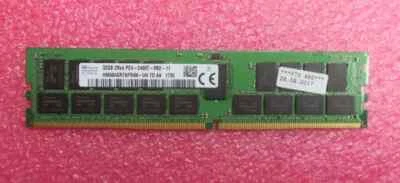 Fujitsu 32GB (1x32GB) 2Rx4 DDR4-2400 REG ECC Server Memory S26361-F3934-L515 - Image 1 of 3