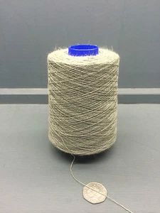 200G 2/18NM 83% WOLLE 17% NYLON GARN GRAU-GRÜN SALBEI - Bild 1 von 1