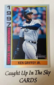 2025 Topps Heritage Ken Griffey Jr “Through the Years” Silver Holo SP Mariners - Picture 1 of 2