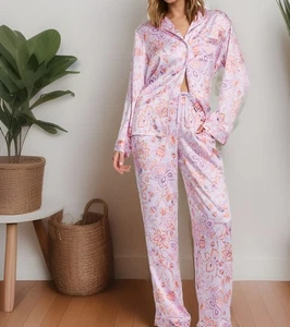 NEW Victoria's Secret Satin Pajama Set Lavender Floral Pj’s Top & Pants Size M - Picture 1 of 3
