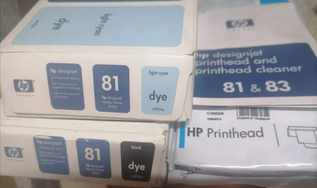 HP 81 Cabezales Light Cyan , Negro y Magenta - Imagen 1 de 1
