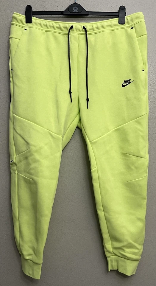 Nike Air Tech Fleece Slim Fit Jogger Sweatpants Barely Volt Men Sz L HV0959-736