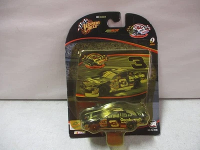 Winners Circle Dale Earnhardt Museum GM Goodwrench 2004 versión de carreras Foto 1 de 2