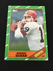 BERNIE KOSAR ROOKIE 1986 CLEVELAND BROWNS LEGEND RC TOPPS FOOTBALL CARD. rookie card picture