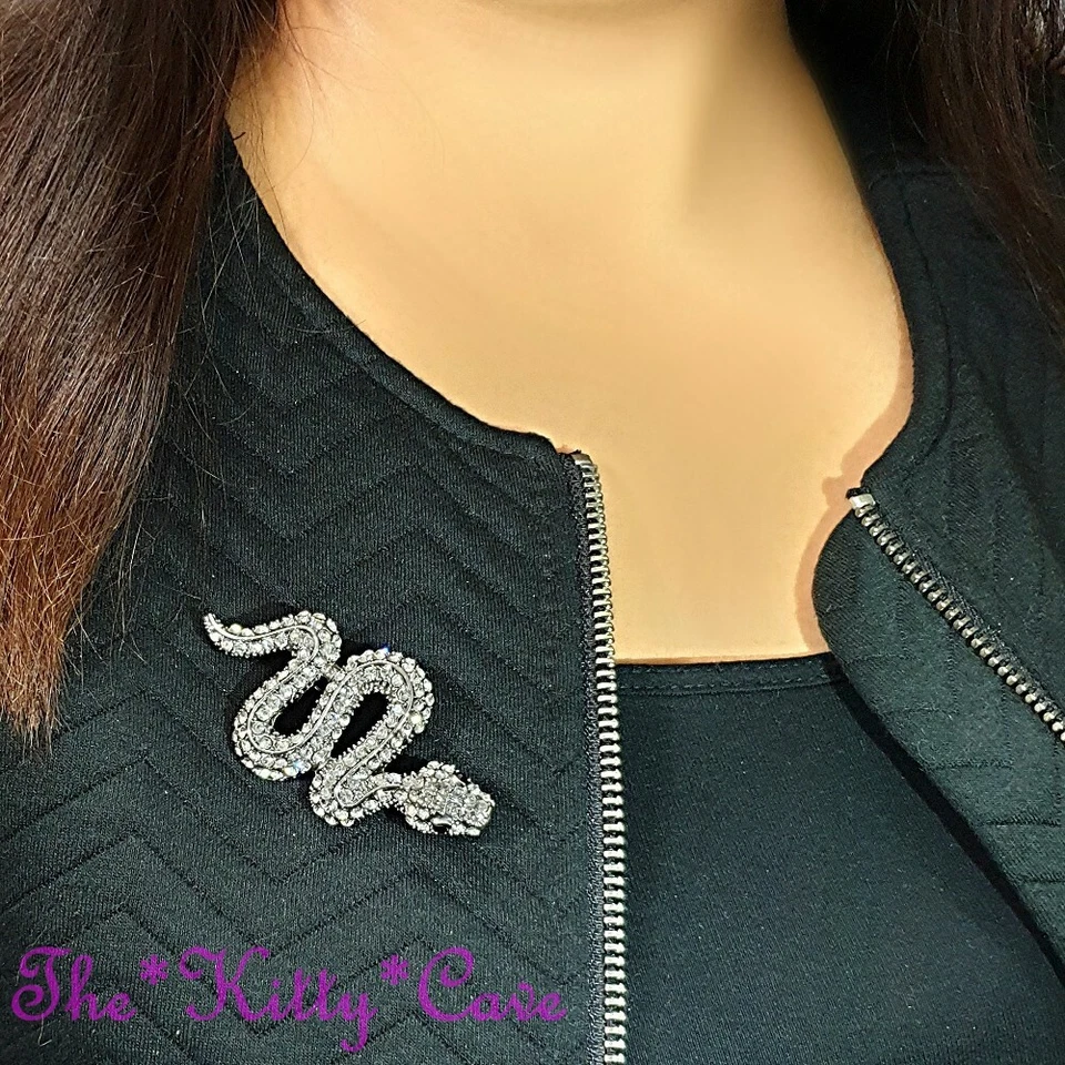 Sexy Snake Cleopatra Reptile Animal Statement Brooch Pin w/ Swarovski Crystals - Image 1 of 1