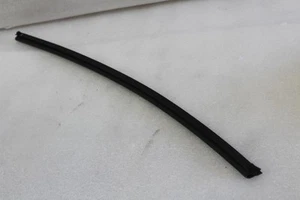 2016 2017 2018 2019 2020 HYUNDAI TUCSON LEFT DRIVER FRONT DOOR WINDOW SEAL - Picture 1 of 10