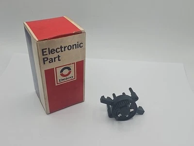 New NOS OEM ACDelco 15-71489 Vacuum Selector Valve - Image 1 of 4