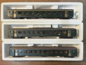 Roco 4238S + 4239S SBB EW Type II - 1st and 2nd Class Coach Set HO Scale - Picture 1 of 24