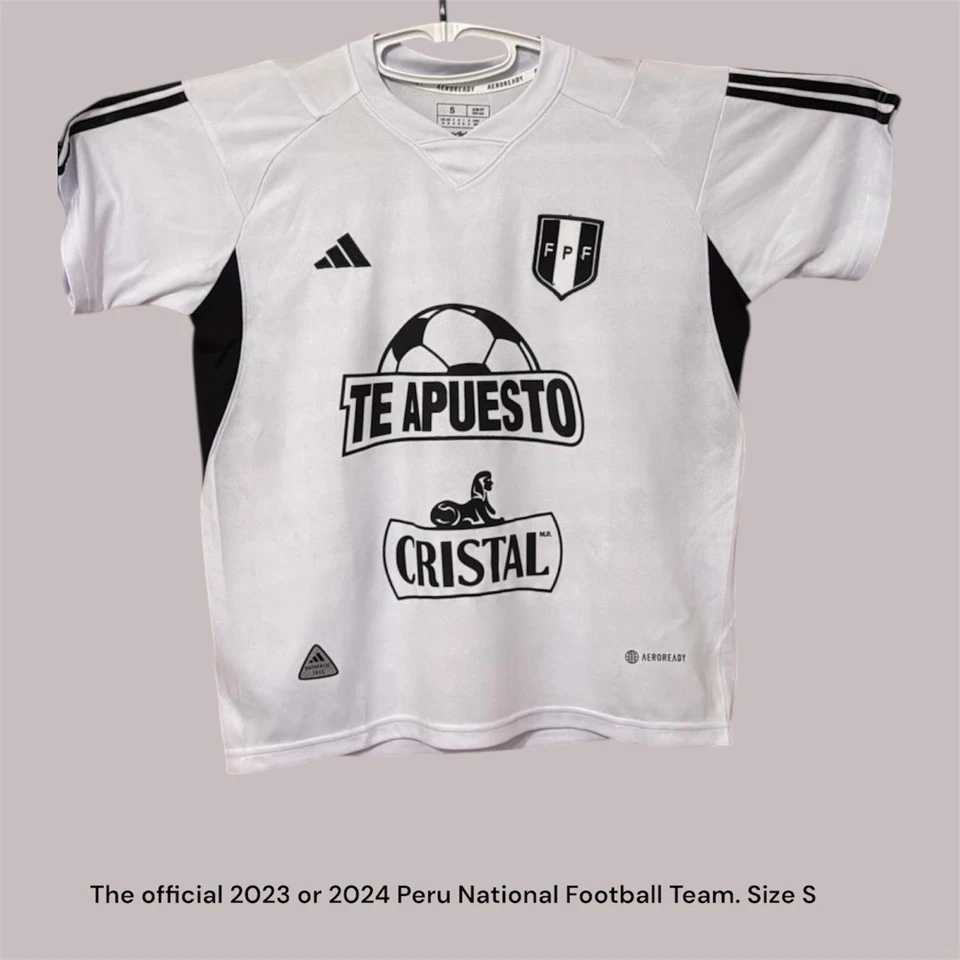 Selección Oficial de Fútbol del Perú 2023 o 2024. Talla S Foto 1 de 2