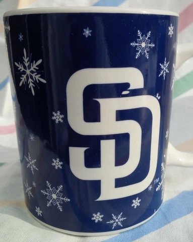 SAN DIEGO PADRES 11 OUNCE SNOWFLAKE COFFEE MUG CERAMIC WHITE Cover