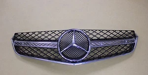 Front Grille E63 A Style 10-13 For Mercedes C207 W207 Chrome-Black W/Logo - Foto 1 di 3