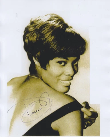 Dionne Warwick Hand Signed 8x10 Photo, San Jose Walk On By, Friends, Bacharach E Cover