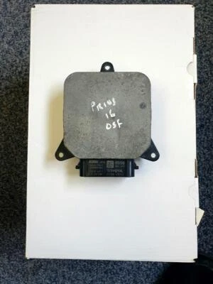 MODULO COMANDO FARI XENON TOYOTA PRIUS 2016-2019 89908-47010  - Immagine 1 di 2