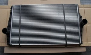 INTERCOOLER VOLVO XC90 D5 - OE: 30748808 / 30741579 - NUEVO!!! - Imagen 1 de 2