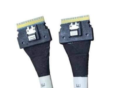 SFF-8654 8i direction vers le haut 24 Gbps câble SAS 4.0/PCIe 4.0 50cm - Image 1 of 3