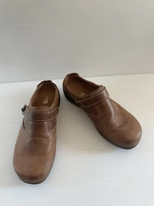 Duluth Trading Co Brown Leather Andina Outdoor Mules Clog Shoes Women's Size 7 - Picture 1 of 8