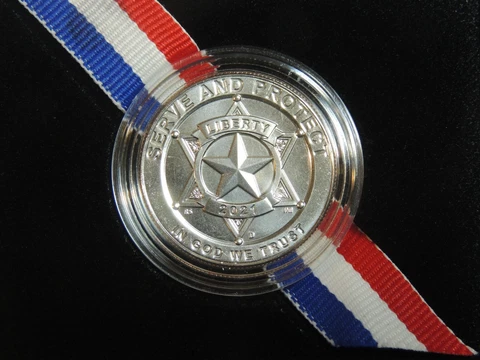 2021 D Uncirculated Clad National Law Enforcement Half Dollar Box & COA Cover