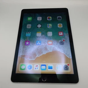 Apple iPad Air 2. Gen A1566 9,7" 128GB Space Grau WiFi 0184 Spot - Bild 1 von 18