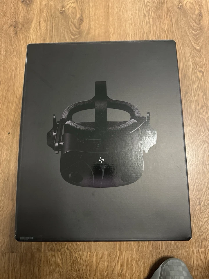HP VR Brille mit 2 Controller - Schwarz - OVP Top Zustand alle Kabel dabei  - Bild 1 von 4