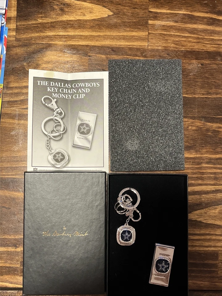 Brand New Danbury Mint Dallas Cowboys Keychain & Money Clip - Image 1 of 3