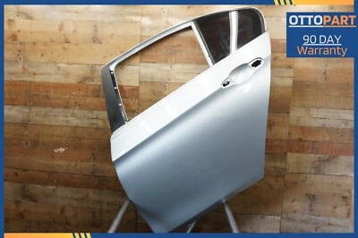 BMW F30 F80 320i 328i M3 2012-2018 panel de carcasa de puerta trasera izquierda del lado del conductor OEM Foto 1 de 4