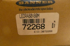 BANNER INGENIERÍA LEDRA 80X80 M 72268 LUZ LED ROJA CON CONECTOR DE CABLE - Imagen 1 de 4