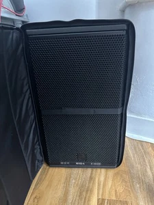 2x RCF NX932-A Professional 12" 2100W Active Speakers with cover - Picture 1 of 6