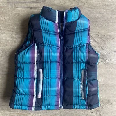Chaleco acolchado a cuadros Old Navy X niñas pequeñas azul púrpura Foto 1 de 4