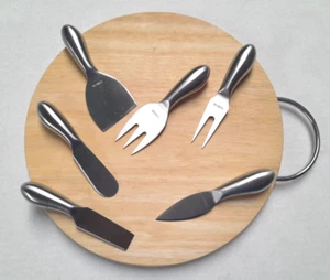 Set Tagliere Formaggi + 4 coltelli 2 forchette cucina salumi legno acciaio __S5 - Foto 1 di 11