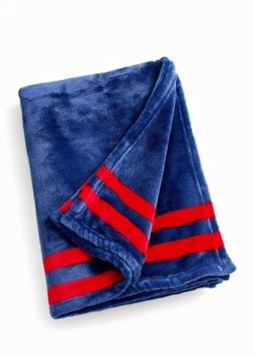 Polo Ralph Lauren, 1967 logotipo de regreso a casa, manta polar 50”x70” azul marino con bolsa Foto 1 de 3