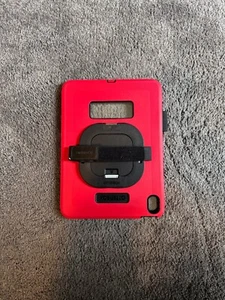 OtterBox Defender Series iPad 10th Gen Case – High Visibility – RED- New - Picture 1 of 1