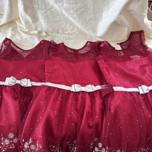 Three Christmas Dresses Deep Red Sparkles Sz 7, 6,10 Sisters Pagent Photographs - Picture 1 of 16