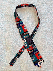 NFL Miami Dolphins Block & Play Mens Neckties Tie Polyester 2002 Vintage - Picture 1 of 5
