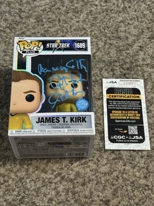 Funko James T. Kirk 1689 ~ William Shatner Signed “Captain Kirk” & “Beam Me Up” - Picture 1 of 9