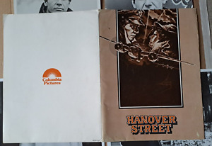 Harrison Ford HANOVER STREET 4 offizielle Standbilder und Pressebroschüre.