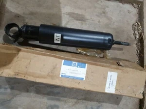 Ammortizzatore nuovo OEM GM Bedford Vauxhall 22012513 nos - Foto 1 di 3