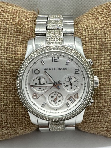 Michael Kors Runway MK5825 Orologio Donna Acciaio Inox Quadrante Analogico Al Quarzo JNA840
