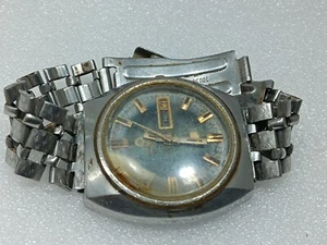 Omax Automatic 17Jewels Caliber 2066  Movement Watchmakers For Parts - Picture 1 of 6