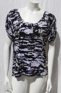 MICHAEL KORS Black White Gray Print Soft Stretch Rayon Tee Shirt size L EUC - Picture 1 of 5