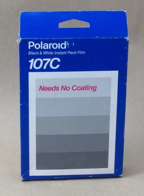 Película instantánea vintage Polaroid 107C en blanco y negro 3000 velocidades en caja nueva expirada 1991 Foto 1 de 4