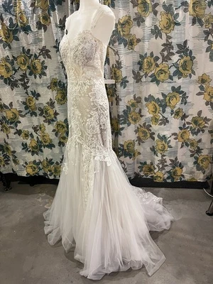 Lillian West Sz 16 Style 66185 Ivory Silver Nude Fitted Wedding Gown Sample - Image 1 of 4