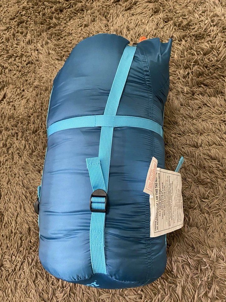 Nuevo ~ Saco de dormir rectangular acuático 40F Outdoor Products con reposapiés Foto 1 de 4