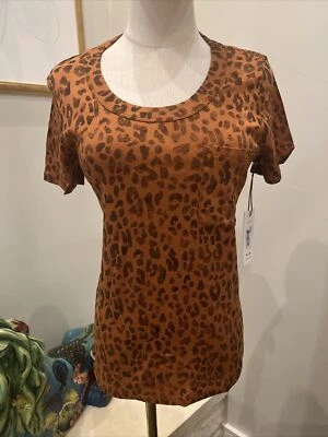 Camiseta de punto de bolsillo con estampado de leopardo Three Dots para mujer naranja y negra nueva con etiquetas talla pequeña Foto 1 de 4