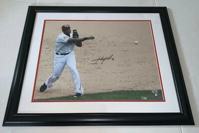 阿德里安·贝尔特签名带框和哑光德州游骑兵队16x20照片美国职棒大联盟全息图 — 第 1/3 张图片