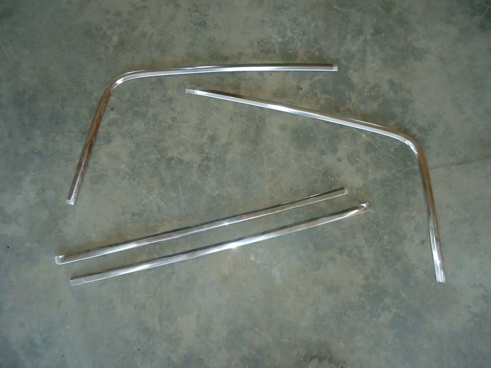 Ford Thunderbird 1971 2 puertas ventana trasera cristal molduras juego de molduras Foto 1 de 1