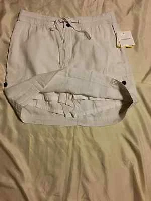 Croft & Barrow: Skort de ajuste natural para mujer con bolsillos delanteros estilo carga: blanco, 10 Foto 1 de 4